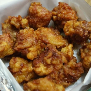 Image of a plate of fried chicken